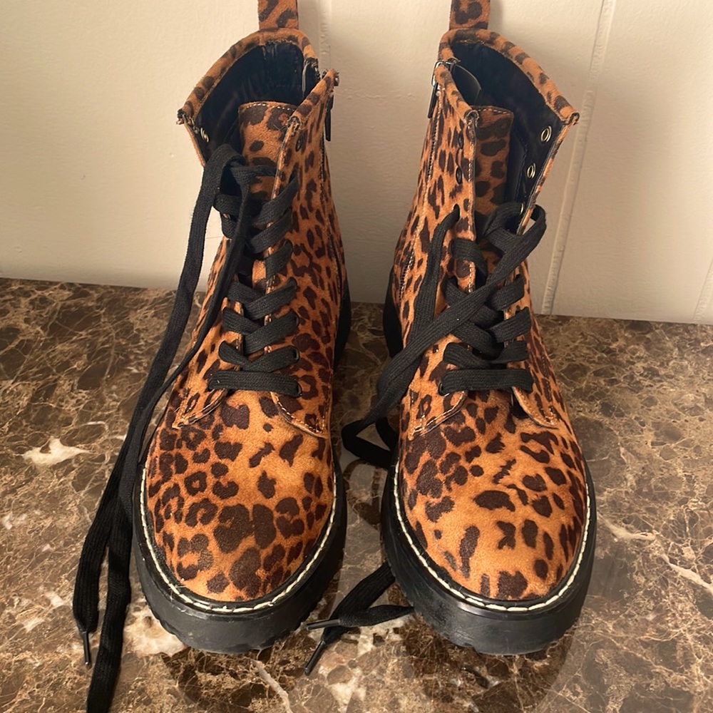Steve Madden Lug Sole Chunky  Leopard Boots